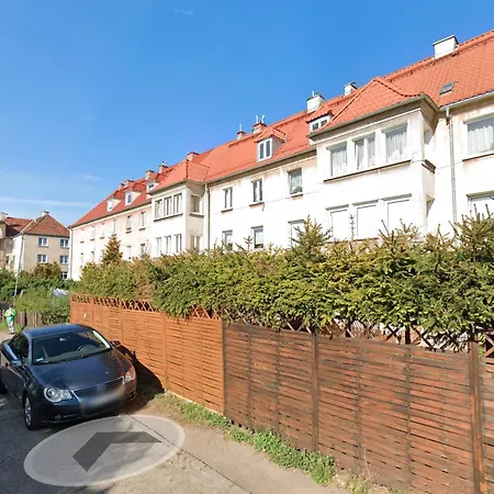 Retro Cozy 10 Minutes To And 15 Minutes To Old Apartment *