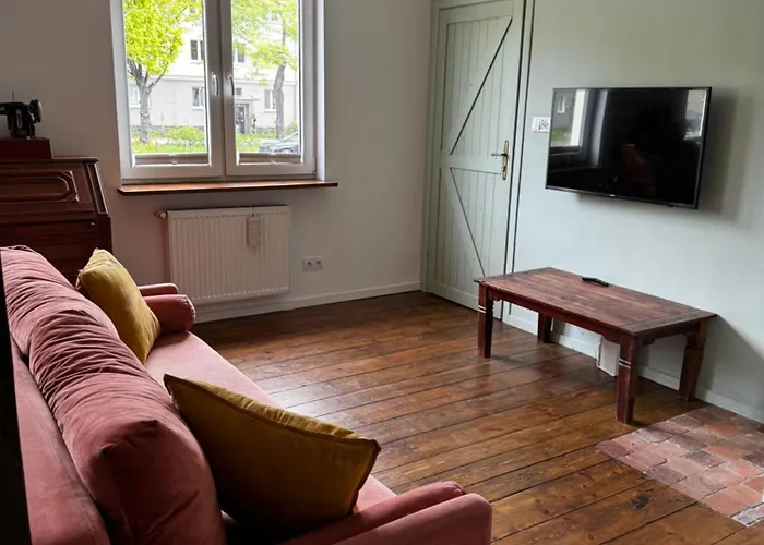 Retro Cozy 10 Minutes To And 15 Minutes To Old *