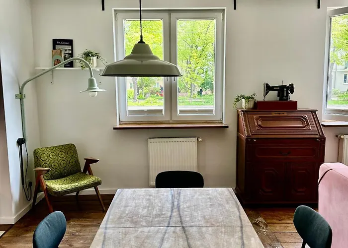 Retro Cozy 10 Minutes To And 15 Minutes To Old 公寓 格但斯克